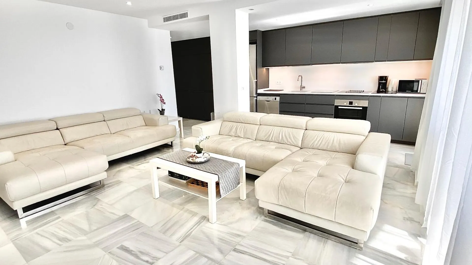 Beach Apartment 3D - Fuengirola Spain